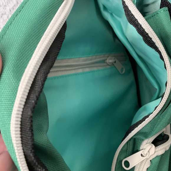 Kavu Rope Sling Crossbody Bag In Green 14" 4 Pockets - Picture 6 of 8